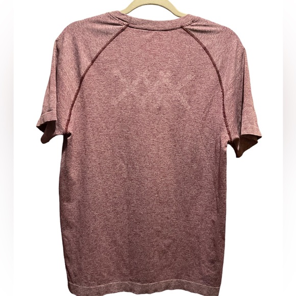 ** Rhône Element Training Shirt - Picture 2 of 6